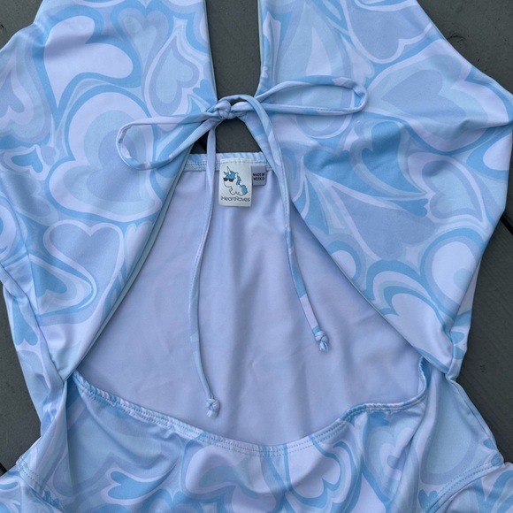 iHeartRaves Bodysuit XL Blue Heart Swirl Halter Cheeky Festival Concert EDC - Picture 4 of 6